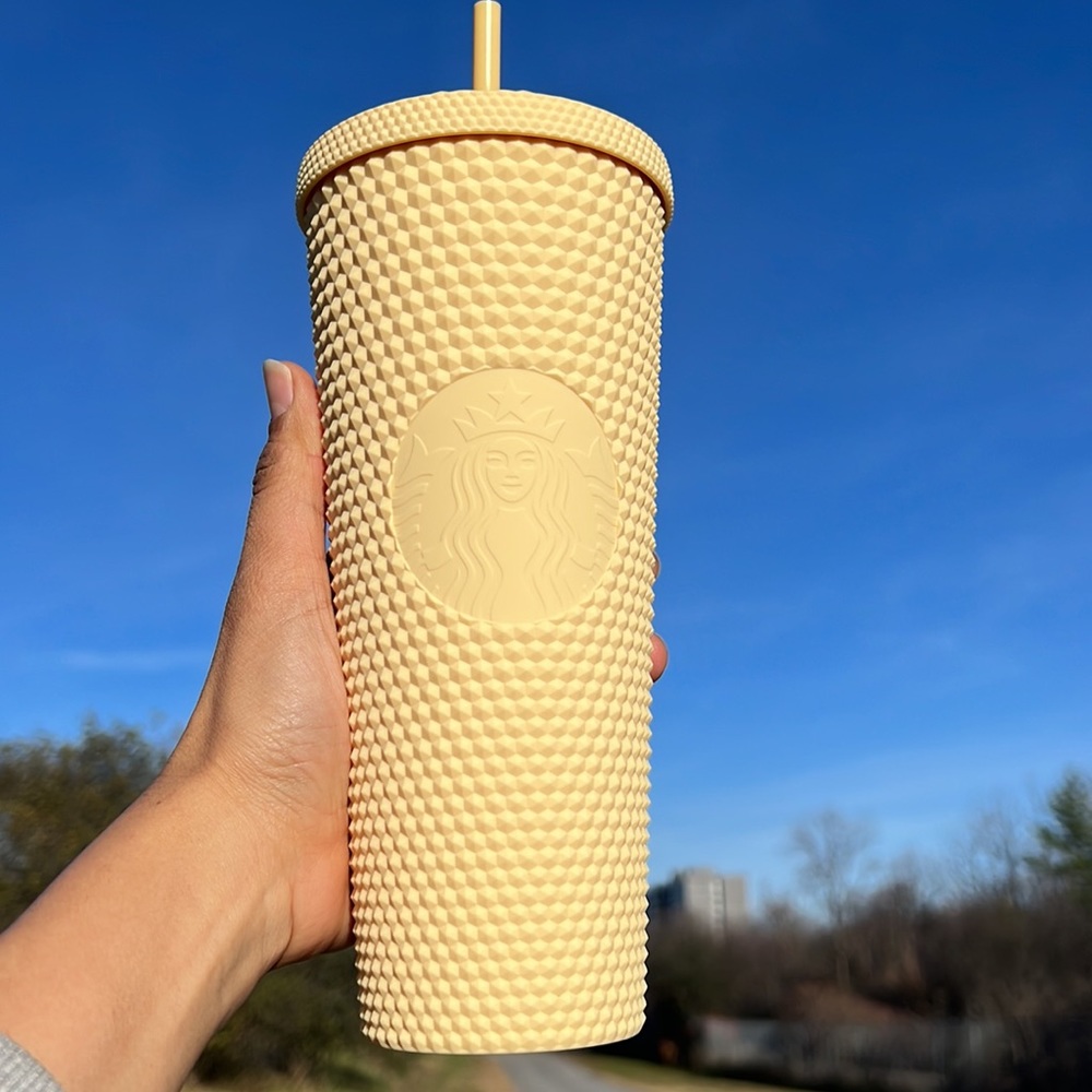 Starbucks 2021 China Butter Yellow Matte Studded  Venti Tumbler Limited